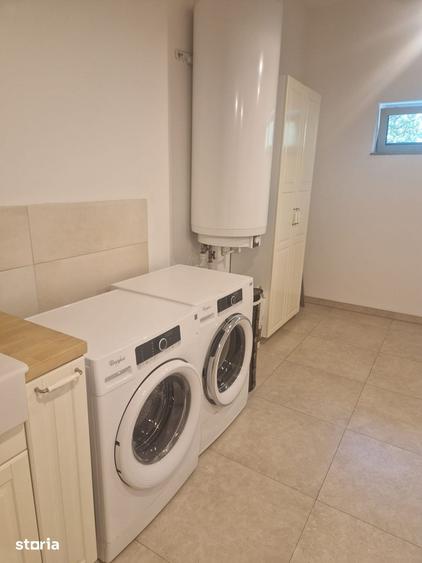 Casă cu 5 camere cu Teren 1701 Mp în Borhanci