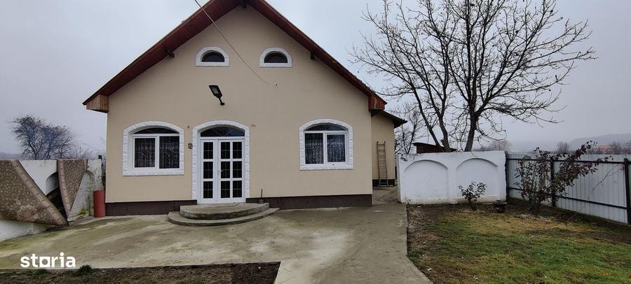 2 CASE / str. Eminescu - 15