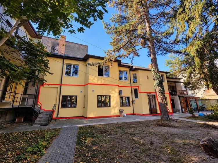 Apartament cu 3 camere în Central