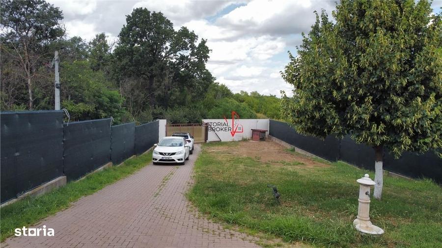 Casă cu 4 camere în Căldăraru