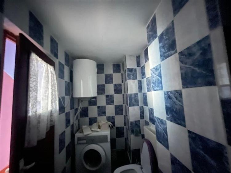 Apartament cu 2 camere decomandat, mobilat în Plenița