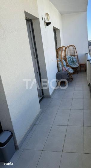 Apartament cu 3 camere decomandat, mobilat în Lupeni