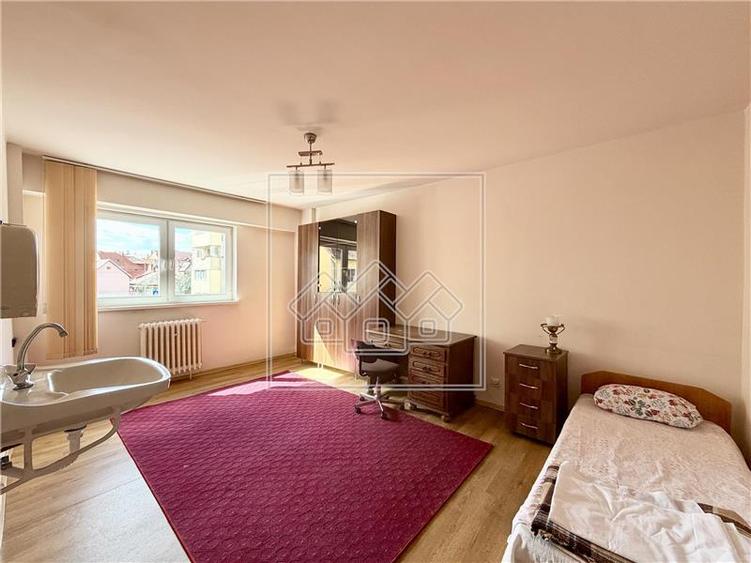 Apartament cu 2 camere, decomandat, etaj 1 - Promenada Mall - 9