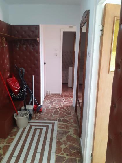 Apartament cu 2 camere decomandat în Iancului