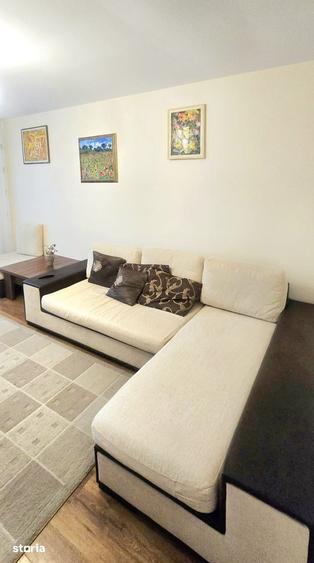 Apartament cu 3 camere decomandat în Dărmănești — fotografia 2