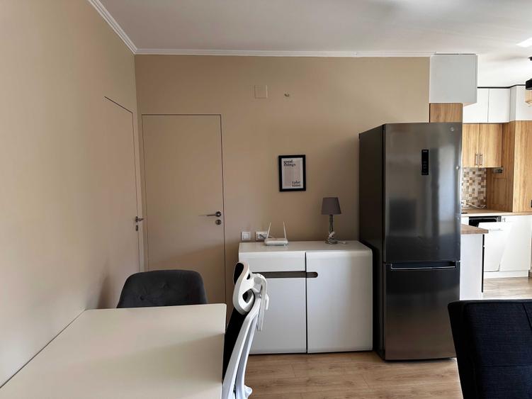 Apartament cu 2 camere semidecomandat în Florești