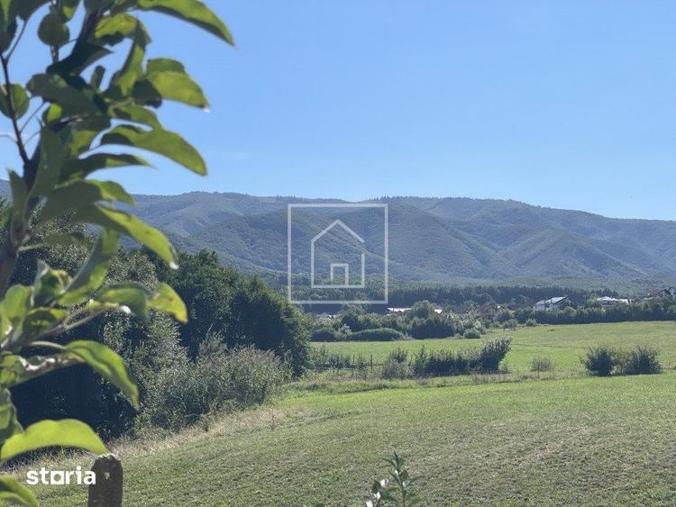 Teren de 829 mp, în Sadu