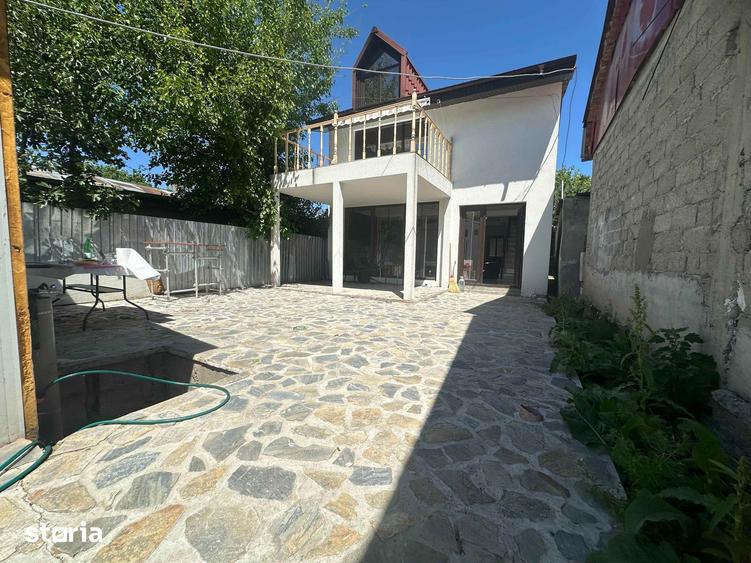 De vanzare casa P+M zona Chercea - 2