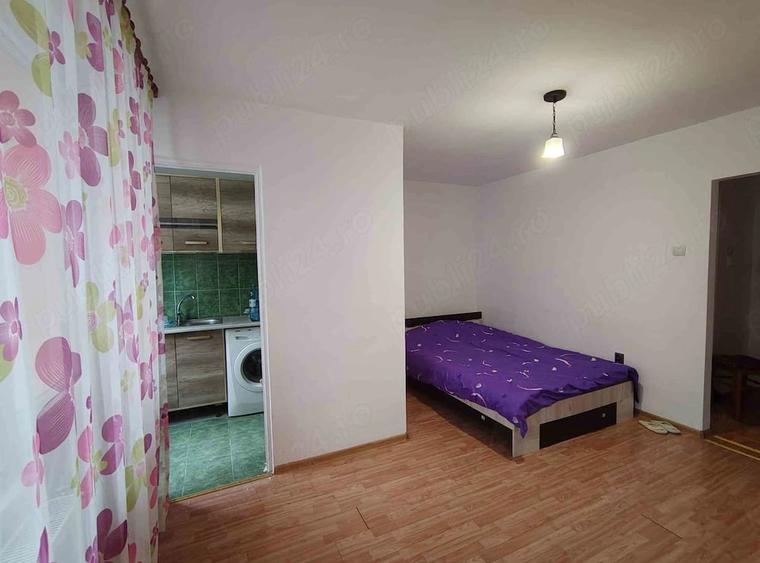 Garsonieră semidecomandată în Rogerius