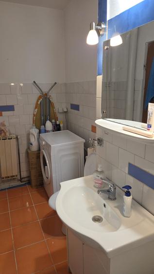 Se inchiriaza o camera intr-un apartament cu 2 camere aproape de FSEGA - 7
