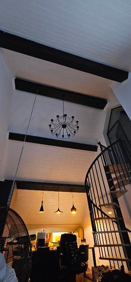 Apartament cu 4 camere decomandat, mobilat în Odăi