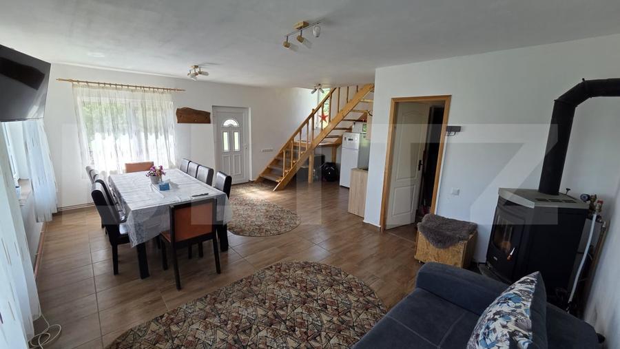 Casă individuală cu 3 camere cu Teren 4300 Mp în Ampoița