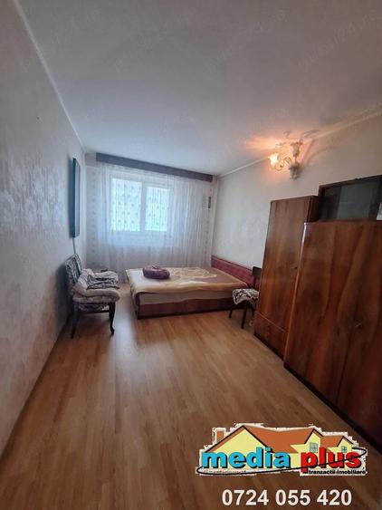 Apartament cu 3 camere decomandat în Micro 39