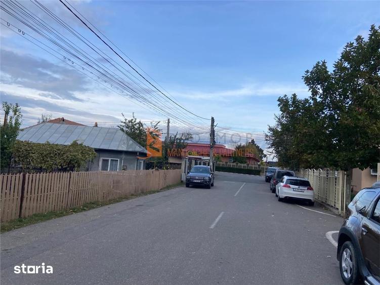 Teren de 1300 mp, în Mărăcineni