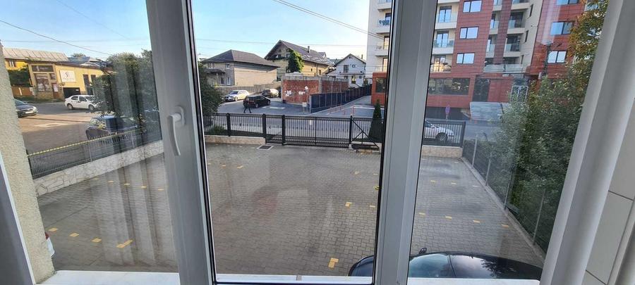 Apartament cu 3 camere decomandat în Sfântu Ilie