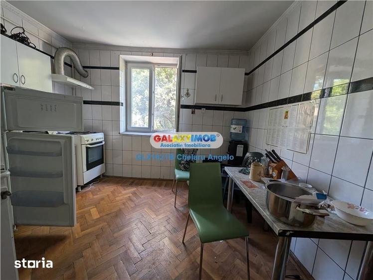 Apartament cu 2 camere în Tei