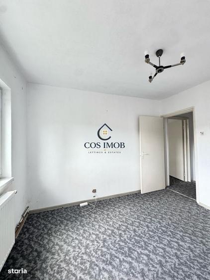 Apartament cu 4 camere în Hărmanului
