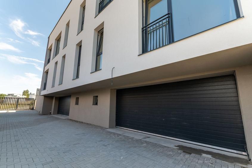 Casă individuală cu 5 camere cu Canalizare în Borhanci