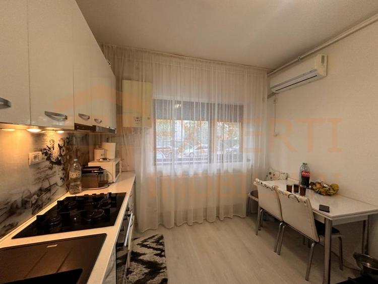 Apartament cu 2 camere decomandat, mobilat în Primo
