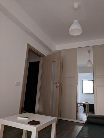 Garsonieră decomandată în Nicolina