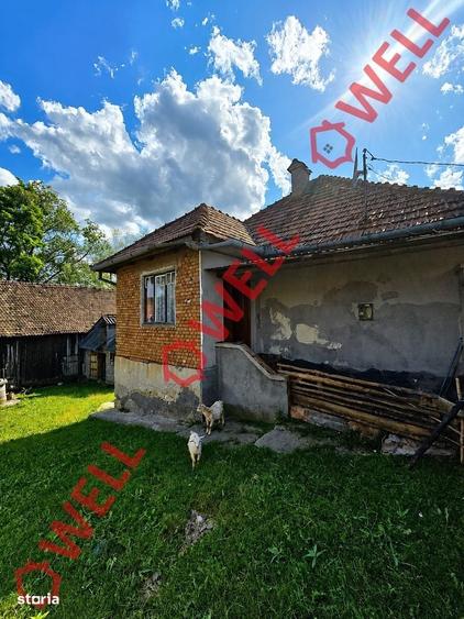 Casă cu 4 camere în Apața