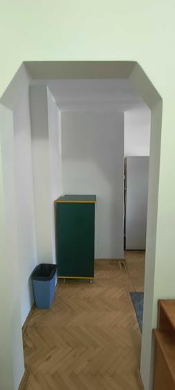 Apartament cu 4 camere semidecomandat în Mănăștur