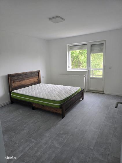 Apartament la casa, str. Poligonului - 12