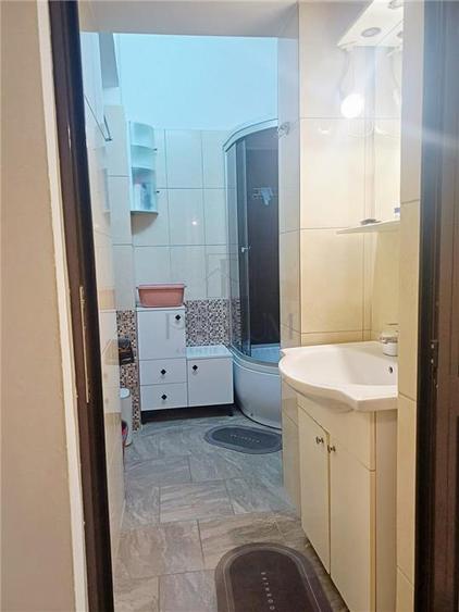 Apartament cu 3 camere decomandat, mobilat în Iosefin