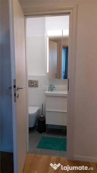 Apartament cu 2 camere semidecomandat în Calea Victoriei