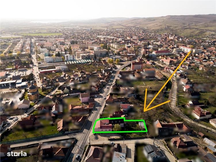 Casă cu 4 camere cu Teren 691 Mp în Central
