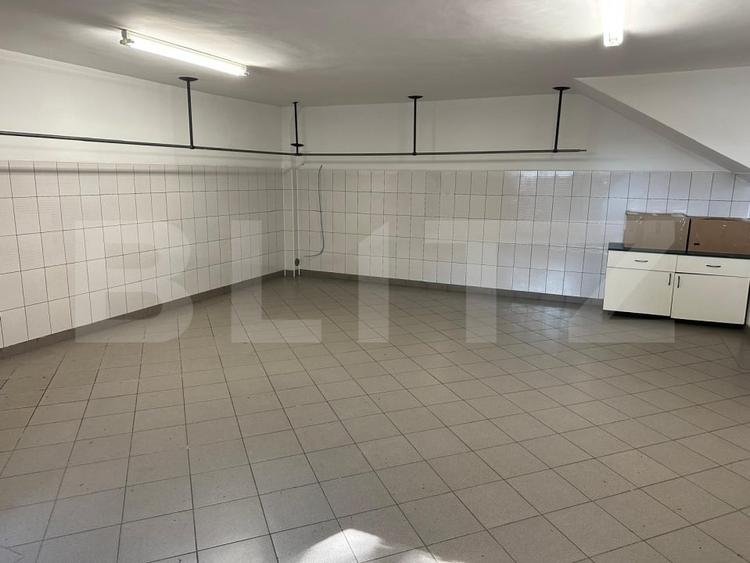 Casă individuală cu 4 camere cu Canalizare în Stupini