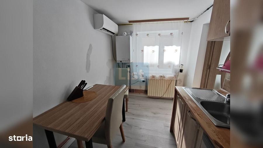 Casă cu 2 camere cu Teren 1000 Mp în Băișoara