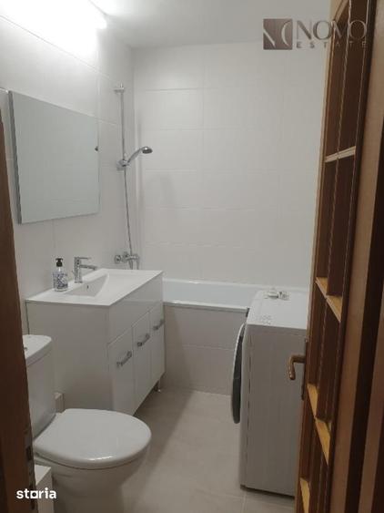 Apartament cu 2 camere semidecomandat, mobilat în Decebal