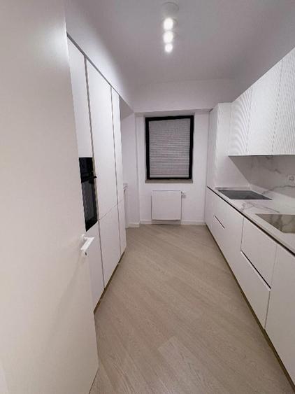 Apartament cu 3 camere decomandat, mobilat în Pipera