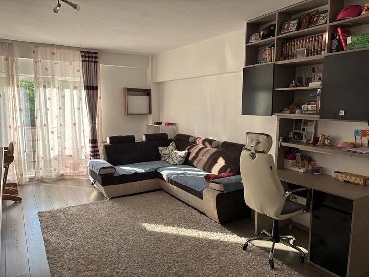 Apartament cu 2 camere semidecomandat în Ștrand