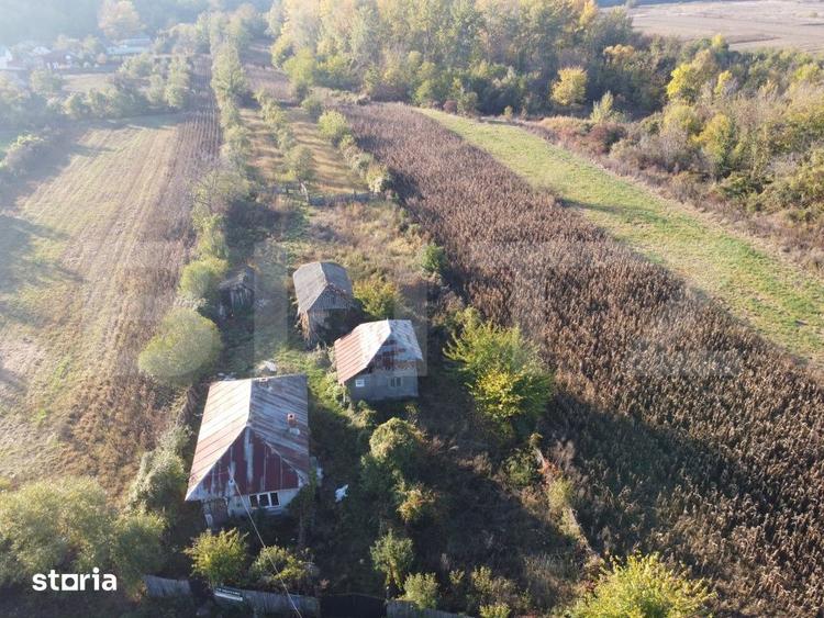 Casă cu 2 camere cu Teren 1000 Mp în Valea