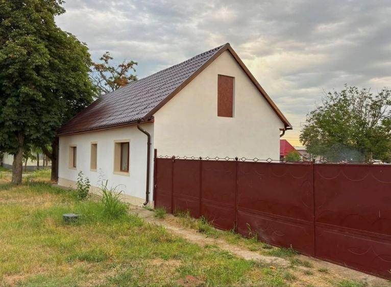 Casă cu 2 camere cu Teren 800 Mp în Foeni