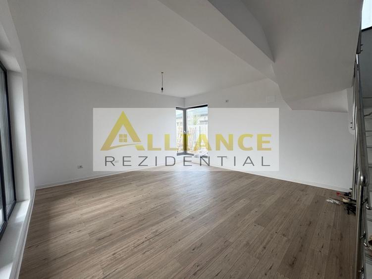 Casă individuală cu 4 camere cu Teren 320 Mp în Berceni