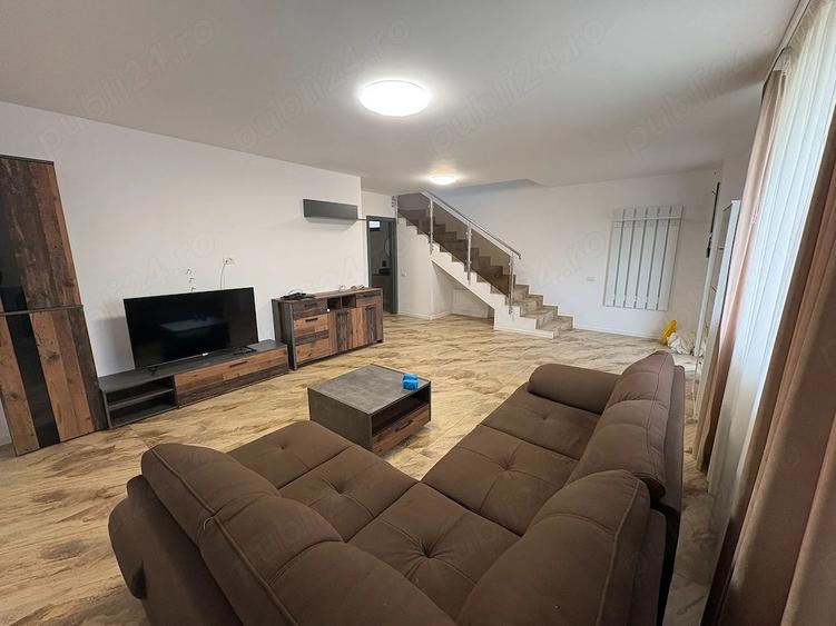 Casă cu Teren 250 Mp în Craiovei