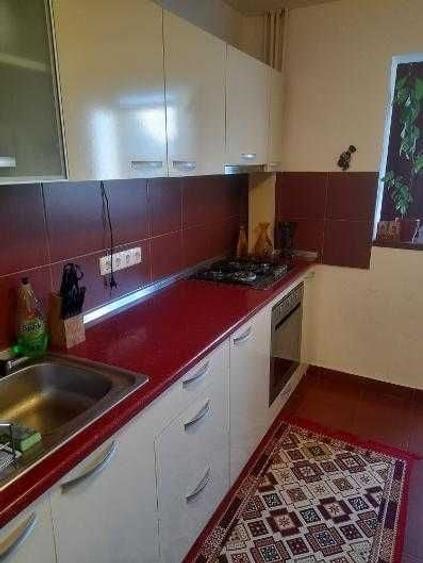 Apartament cu 2 camere decomandat în Fizicienilor