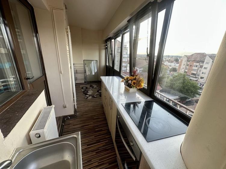 Apartament cu 2 camere decomandat în Central
