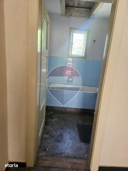 Casă cu 6 camere cu Teren 631 Mp în Ultracentral