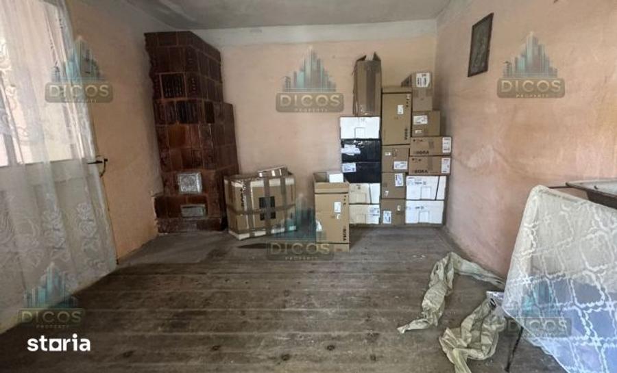Casă cu 3 camere cu Canalizare în Central