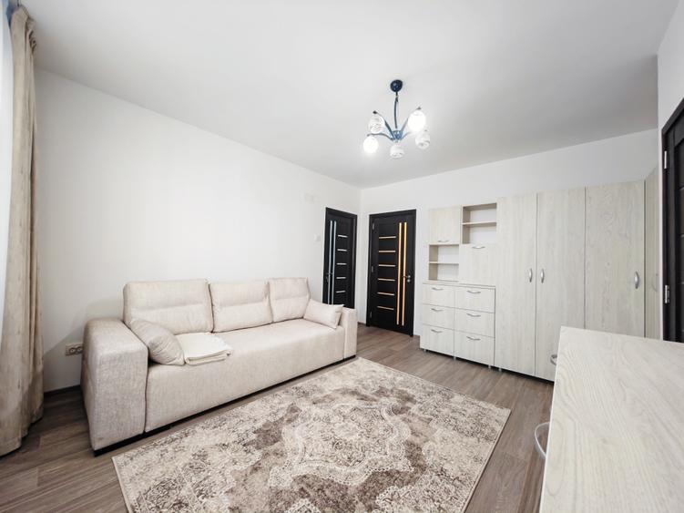 Apartament cu 2 camere semidecomandat, mobilat în Libertății