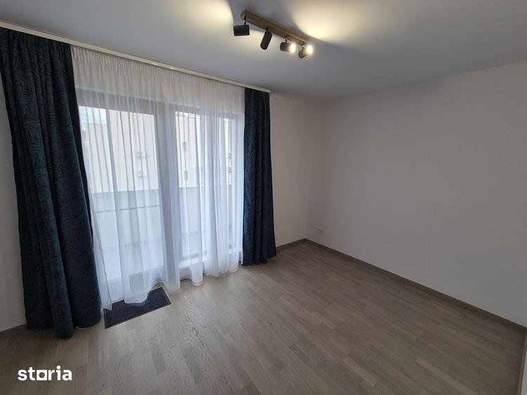 Apartament cu 3 camere, mobilat în Titan