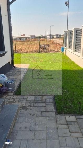 Casă cu 4 camere în Gulia
