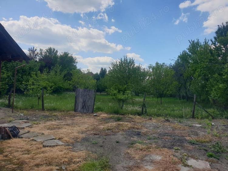 Casă cu 3 camere cu Teren 1022 Mp în Șișești