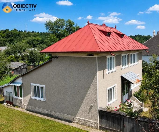 Casă cu Teren 3085 Mp în Crăcăoani