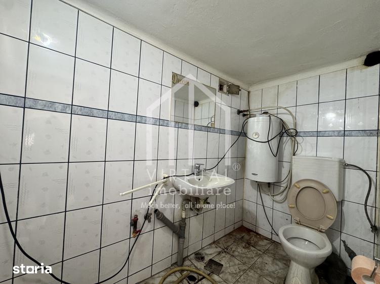 Casă cu 4 camere cu Teren 1652 Mp în Șura Mică