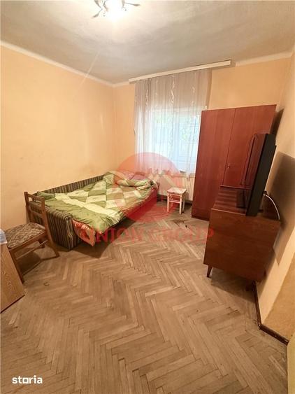 Casă cu 4 camere cu Teren 400 Mp în Inel I